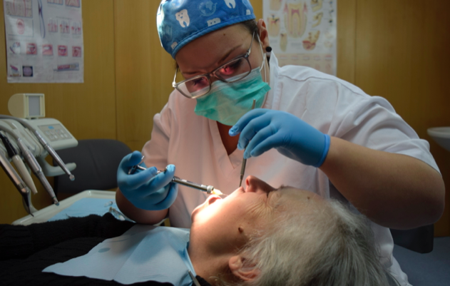 Projeto Centro de Apoio à Saúde Oral abre candidaturas para as Instituições de Braga